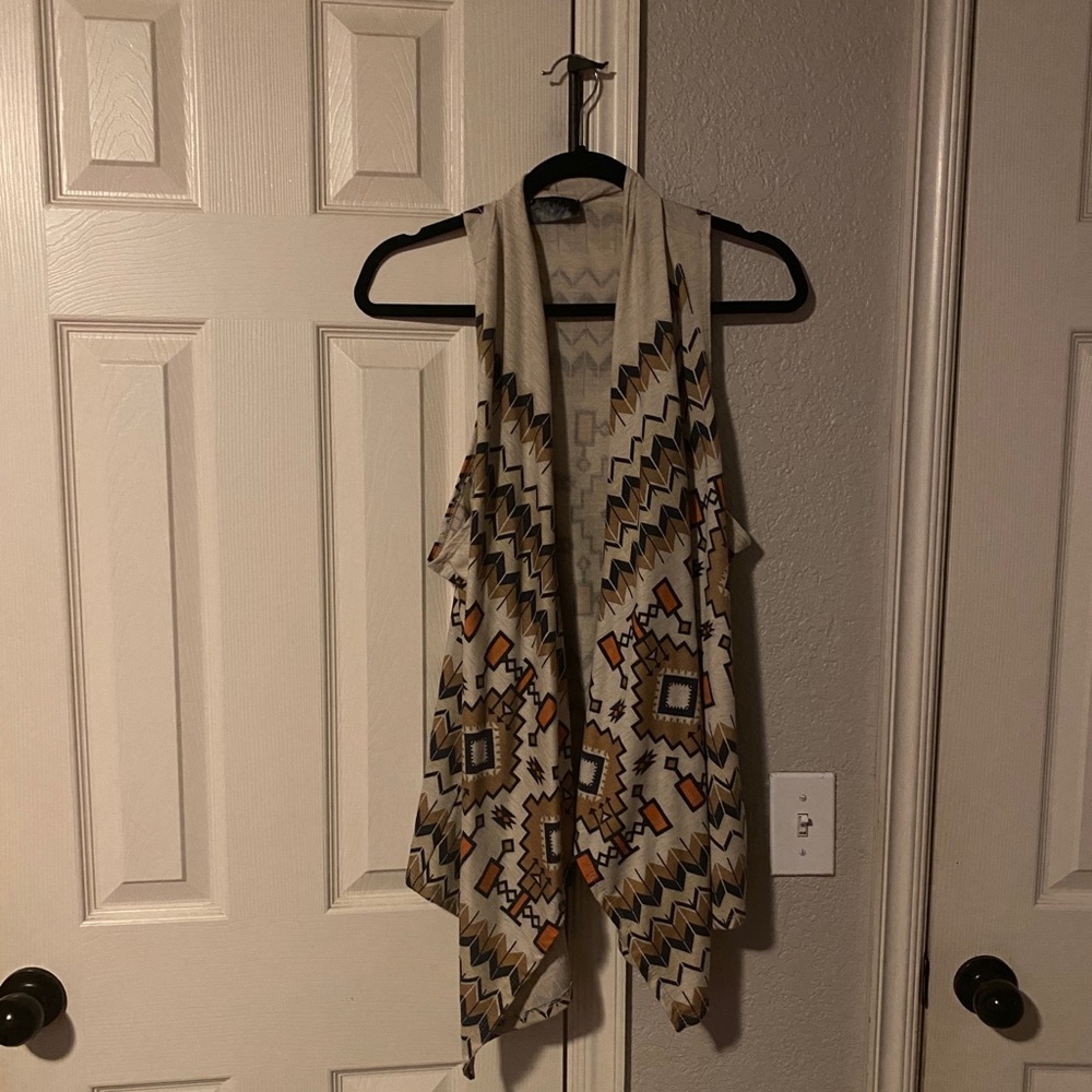 Sleeveless kimono